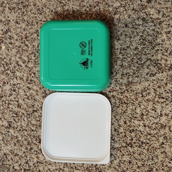 Orange Bird plastic container with lid - Picture 3 of 3